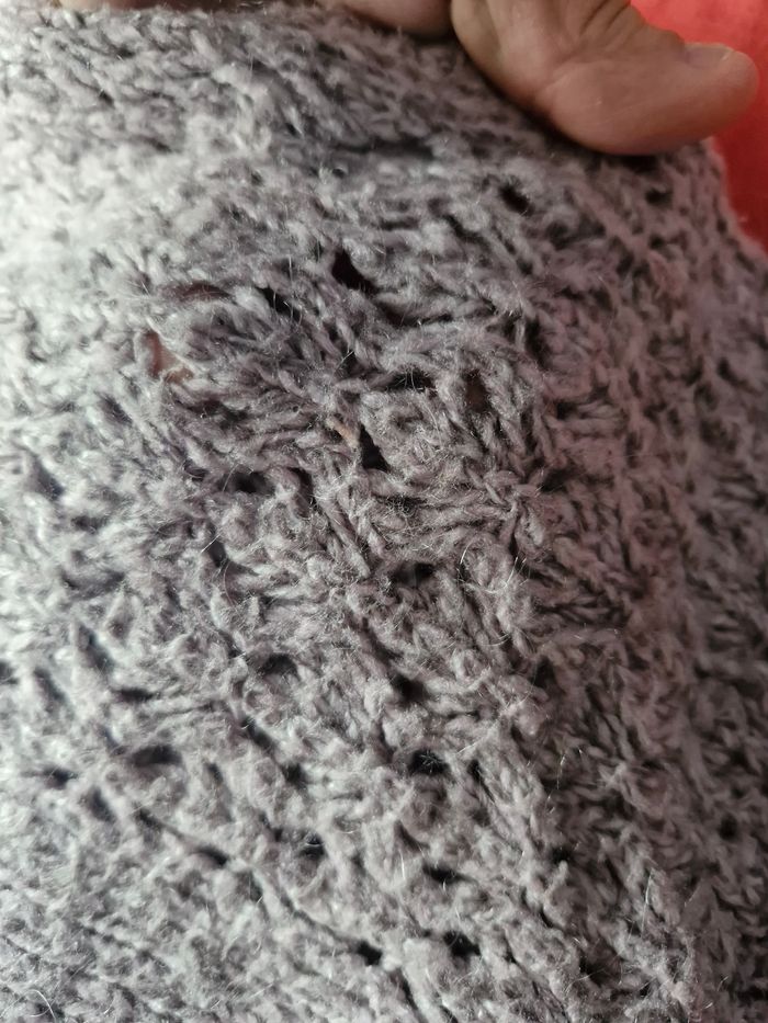 Superbe pull style péplum zone troutrous - photo numéro 9