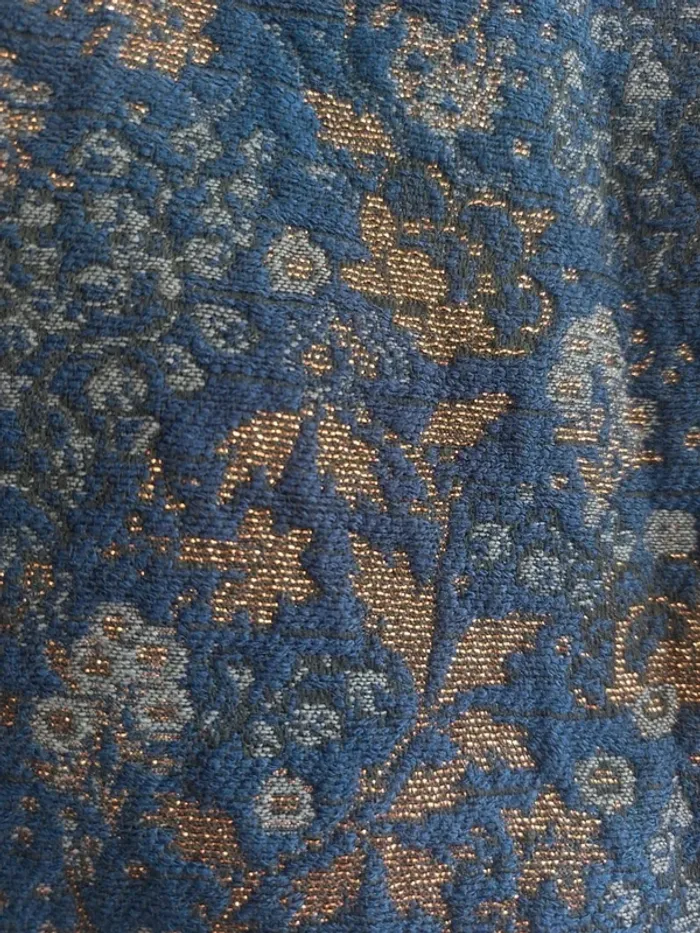 Jupe fleurie vintage Taille 38 - photo numéro 2