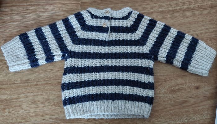 Pull 6 mois - photo numéro 2