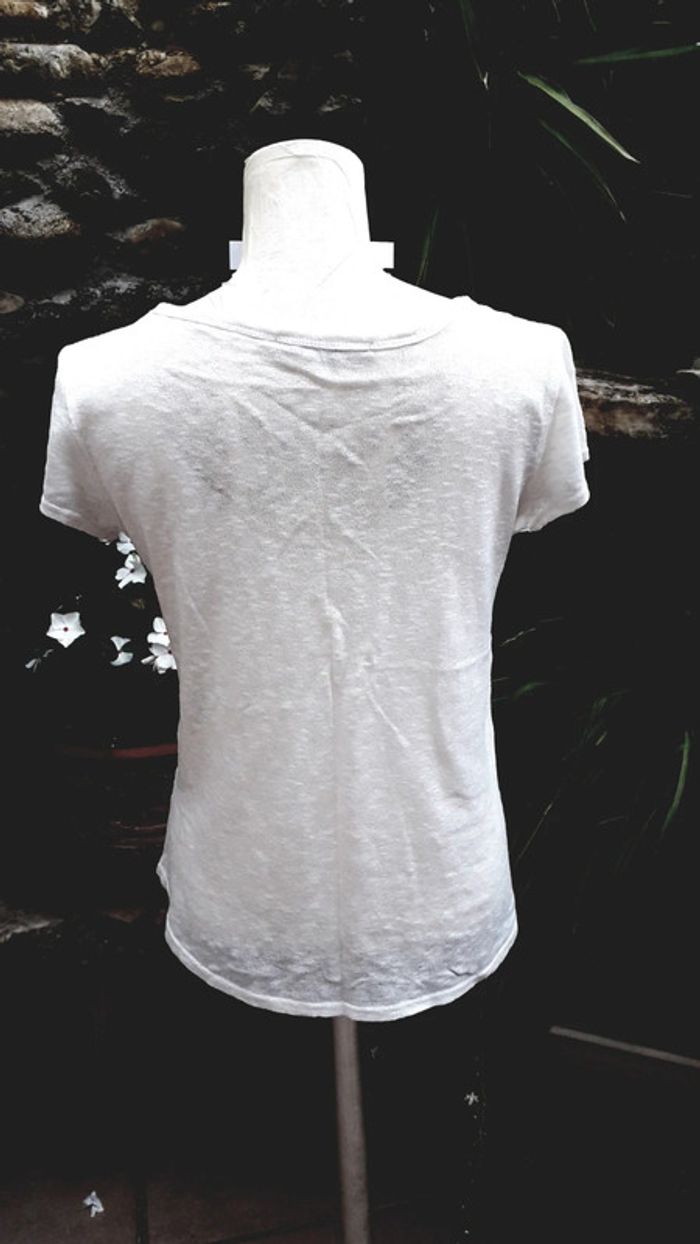 Tee-shirt manches courtes à motifs dorés - photo numéro 3