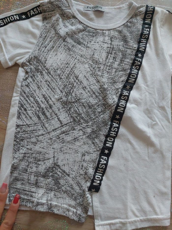 Lot t-shirts garçon 8 ans - photo numéro 13