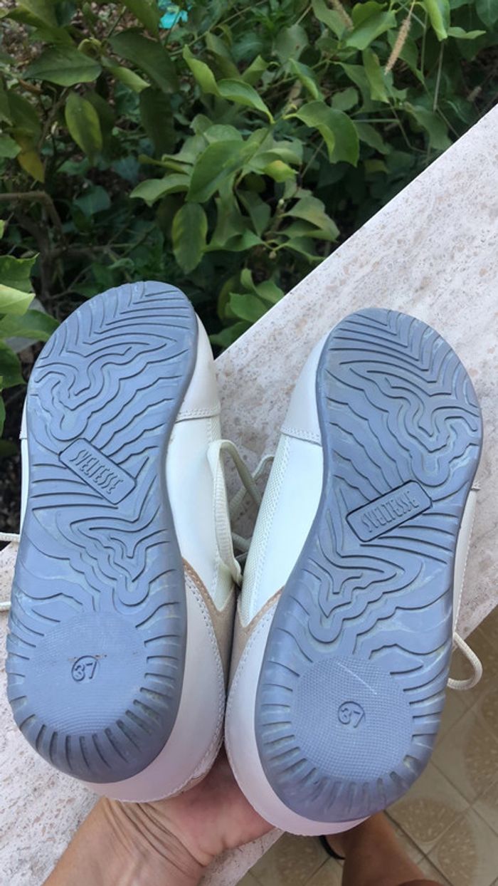Chaussures neuves Sveltesse - photo numéro 3