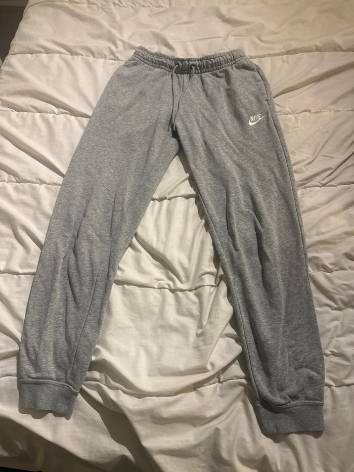 Jogging gris Nike - photo numéro 2