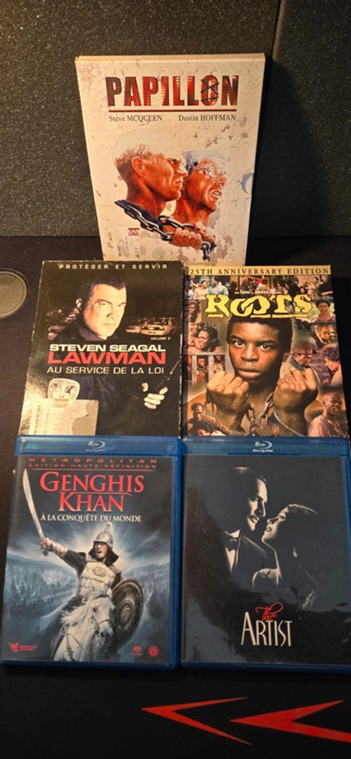 Lot de Blu-ray et coffret DVD - photo numéro 2