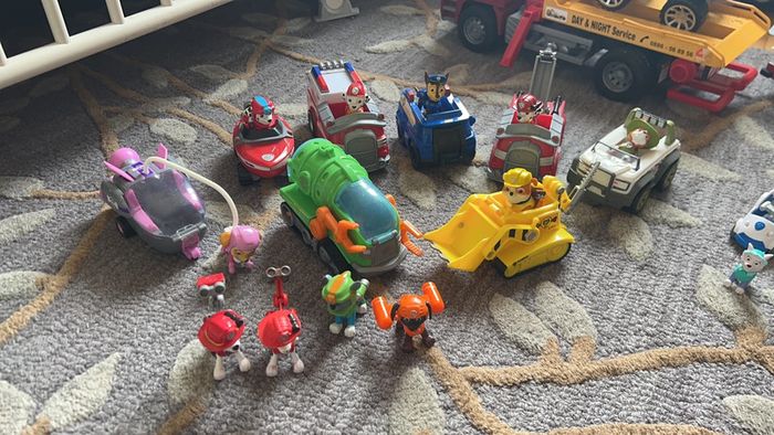 Véhicules + Figurines Pat patrouille