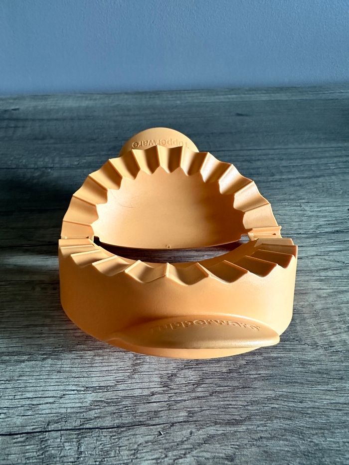 Moule à chaussons Tupperware - photo numéro 5