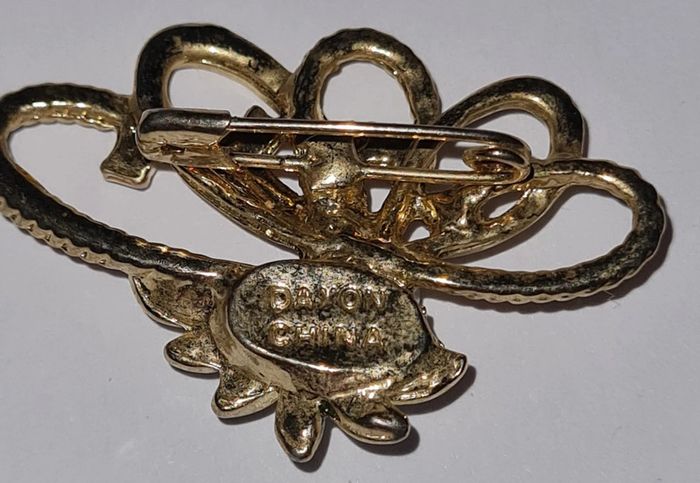 Broche - photo numéro 2