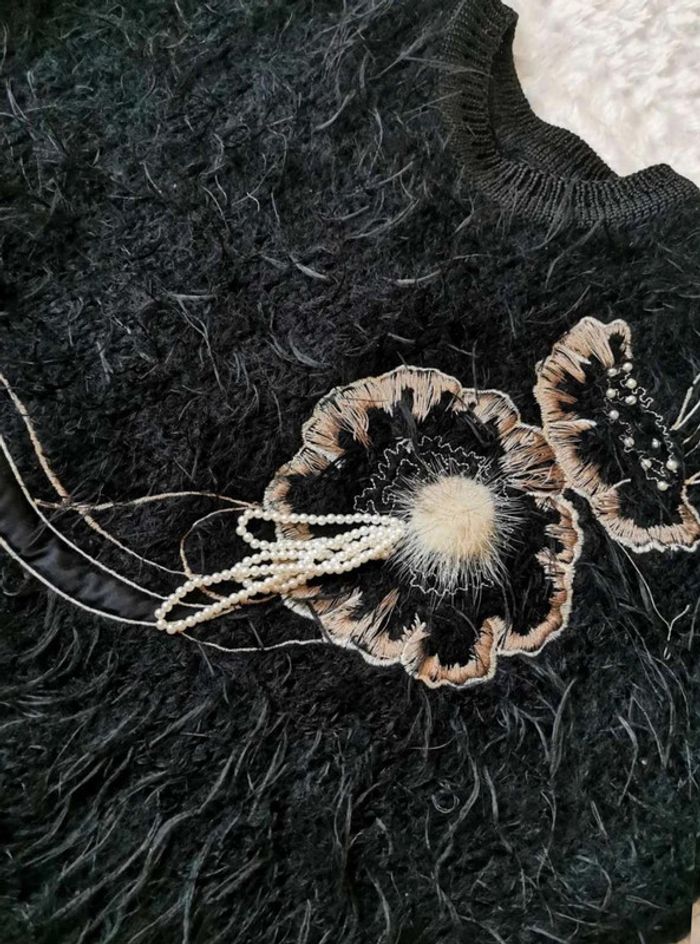 Authentique pull vintage année 80 noir angora broderie perles épaules bouffantes 38 M - photo numéro 9