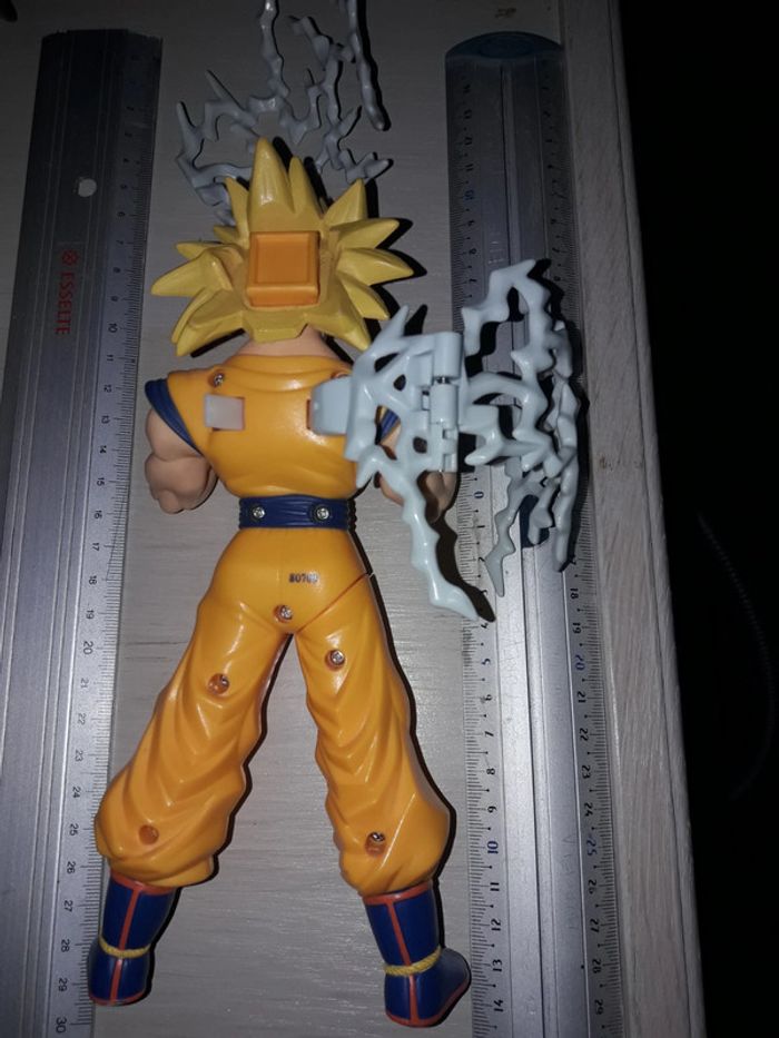 dragon Ball figurine - photo numéro 3