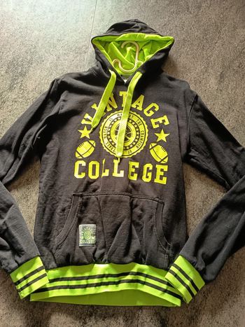 Sweat à capuche taille M vintage college