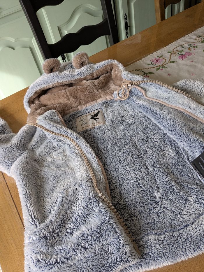 Blouson fille 10ans fourrure à capuche à oreilles - photo numéro 3