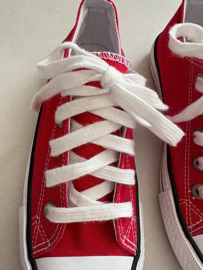 Baskets en toile rouge - taille 32 - Tex - photo numéro 2