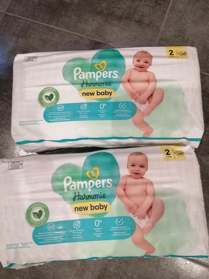 Couches pampers harmonie taille 2 new baby 4-5kg