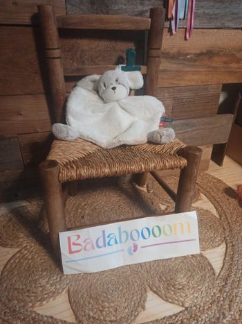 Doudou chien tape à l'oeil tbe