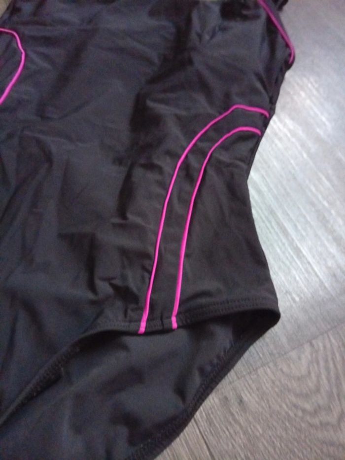 Maillot de bain - photo numéro 2