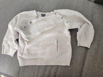 Pull Kiabi beige 24 mois