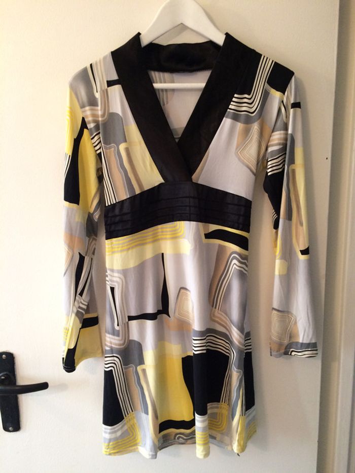 Robe neuve taille S/M
