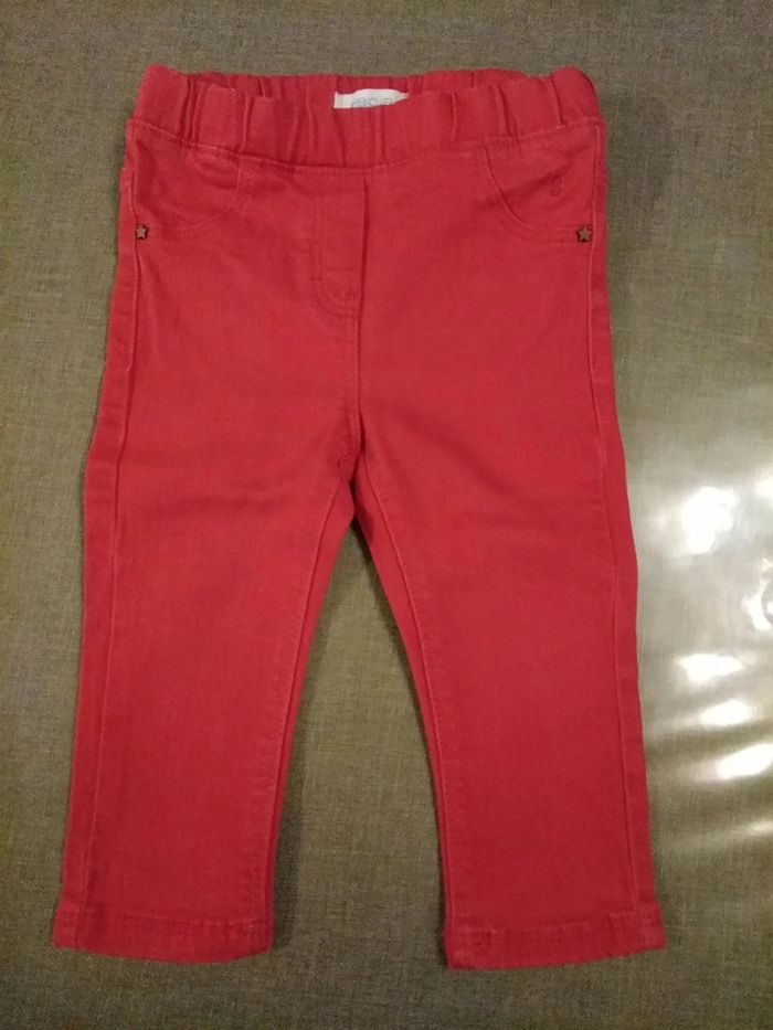 Pantalon obaibi taille 18 mois, en très bon état