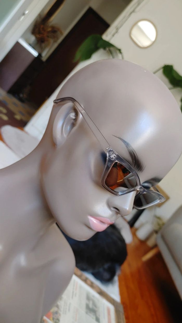 Lunettes de soleil allongé argenté yk2 vintage style - photo numéro 3