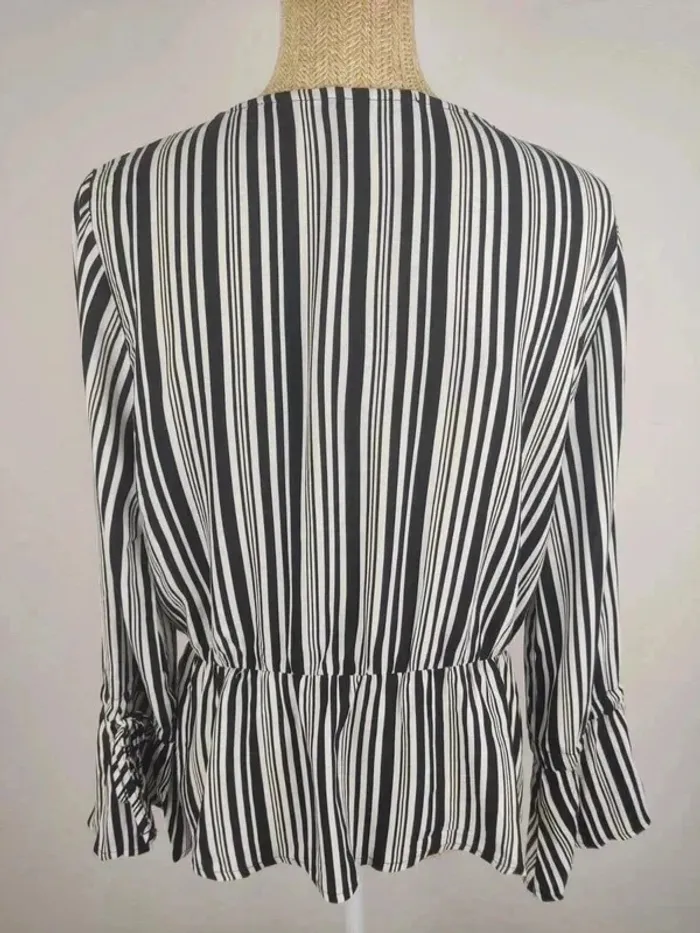 Blouse cache-coeur manches longues rayée noir et blanc taille XL Even & Odd neuve - photo numéro 2