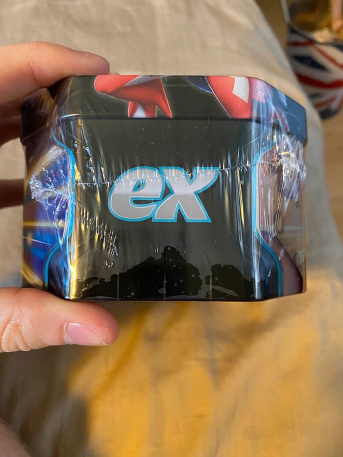 Box pokémon Koraidon Mai 2025 - photo numéro 2