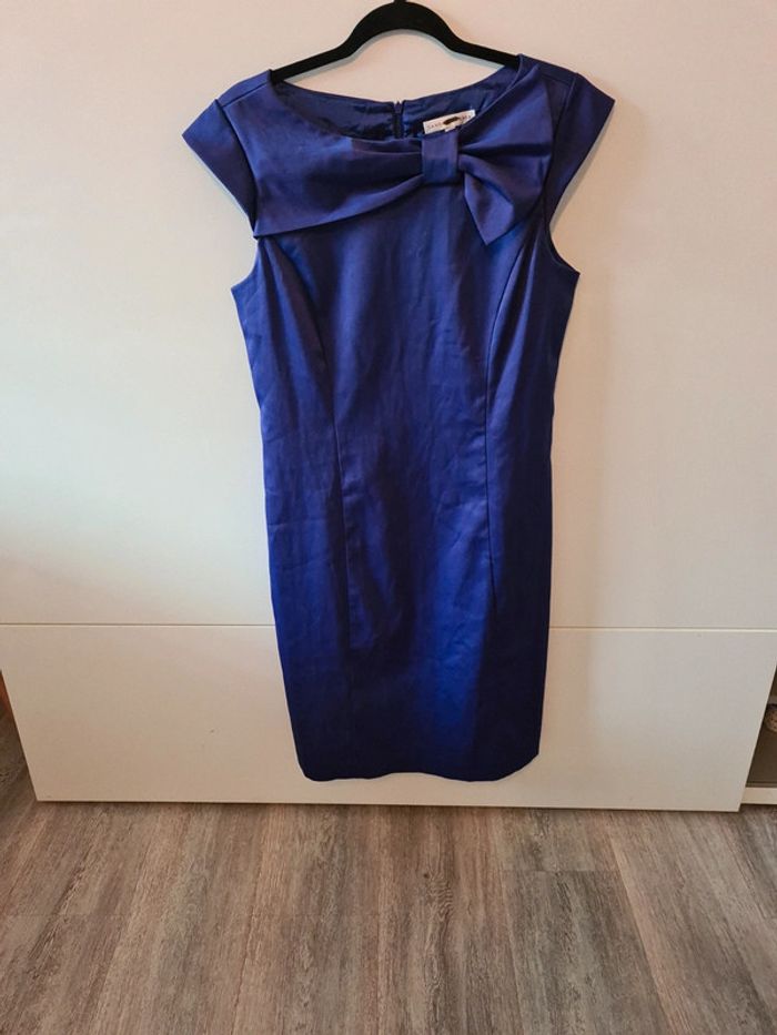 Robe chic bleu violette