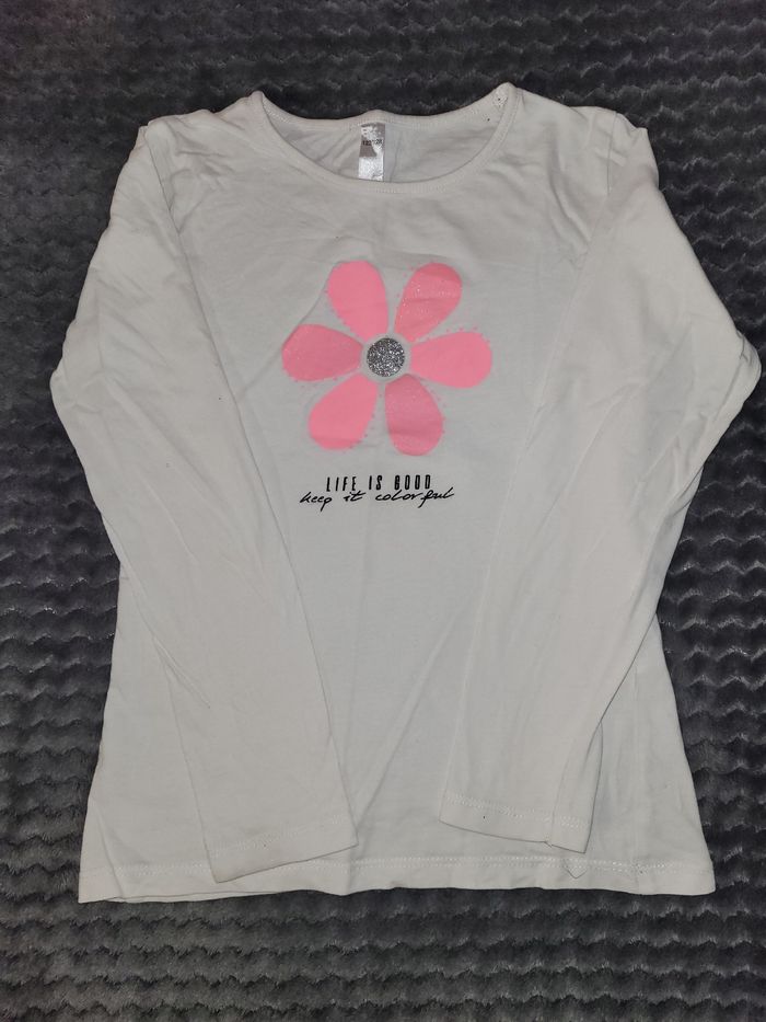 T-shirt à manches longues taille 12z/128 (7 ans)