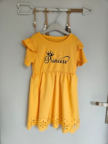 Robe 4 ans