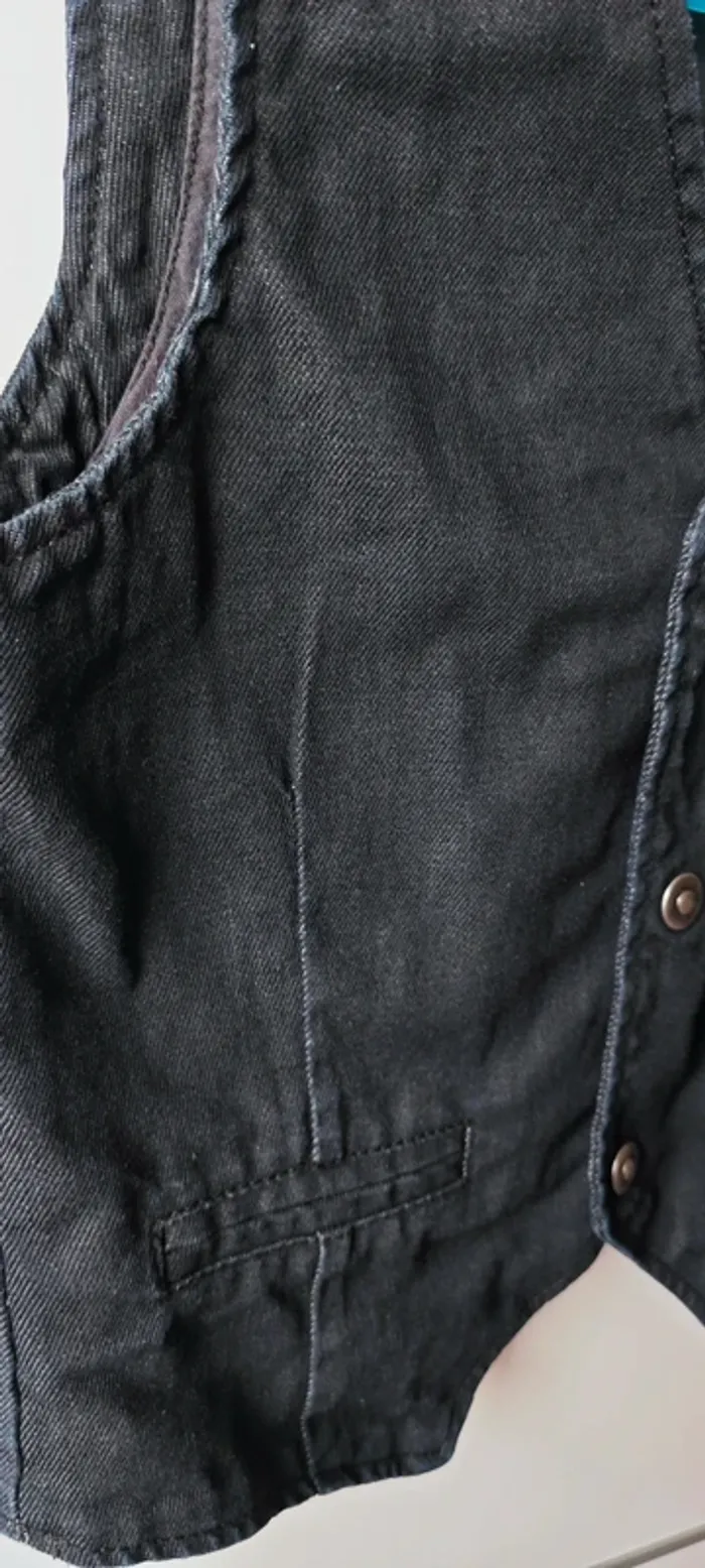 Gilet - photo numéro 2