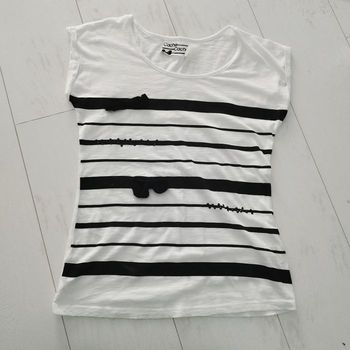 Tee shirt
