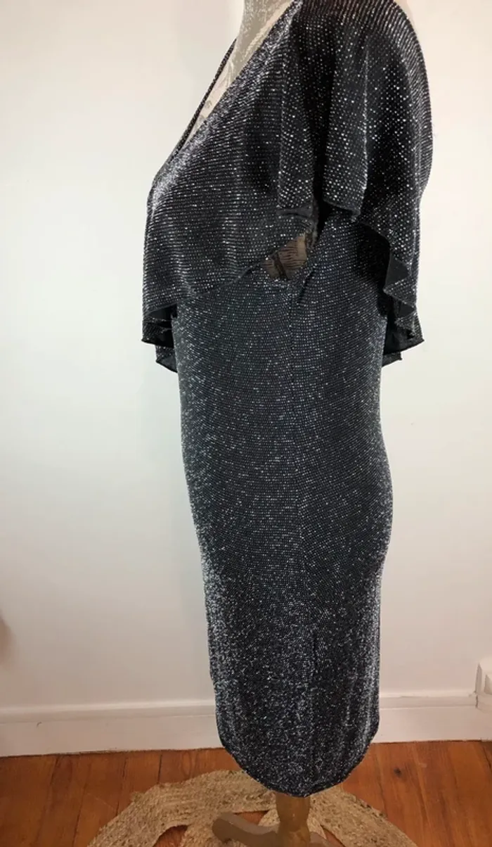 Robe de fêtes - photo numéro 2