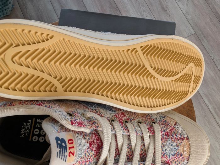 Sneakers New Balance All Coast 210 Mid taille 43 neuf - photo numéro 5