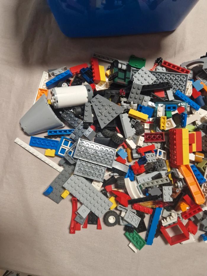 Boîte lego + vrac lego tous univers - photo numéro 5
