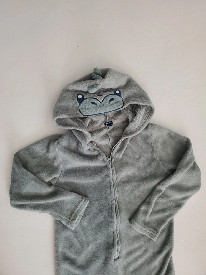 Combinaison dinosaures 8 ans - photo numéro 2