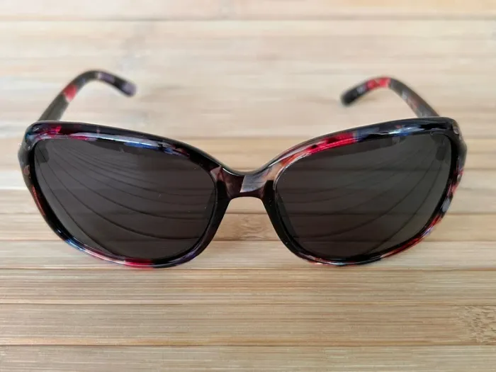 Paire de lunettes de soleil Fimilu multicolores. P*61-4 - photo numéro 3
