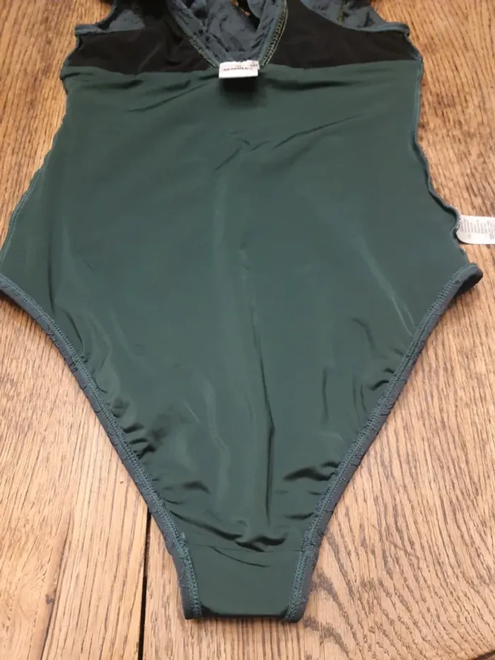 Maillot de bain Beachlife taille 38 cup B - photo numéro 10