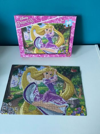 Puzzle 99 pièces Disney raiponce
