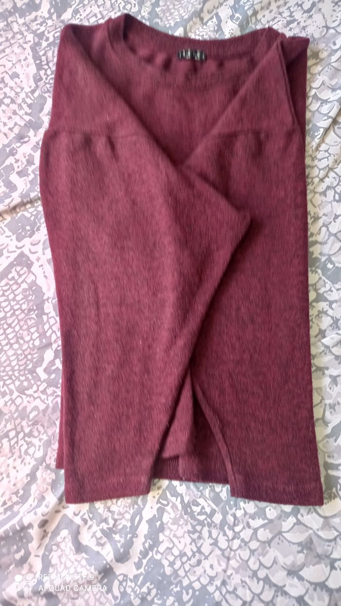 Sweat léger Basic  bordeaux taille 40 bon état. - photo numéro 3