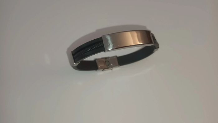 Bracelet homme silicone et acier - photo numéro 4