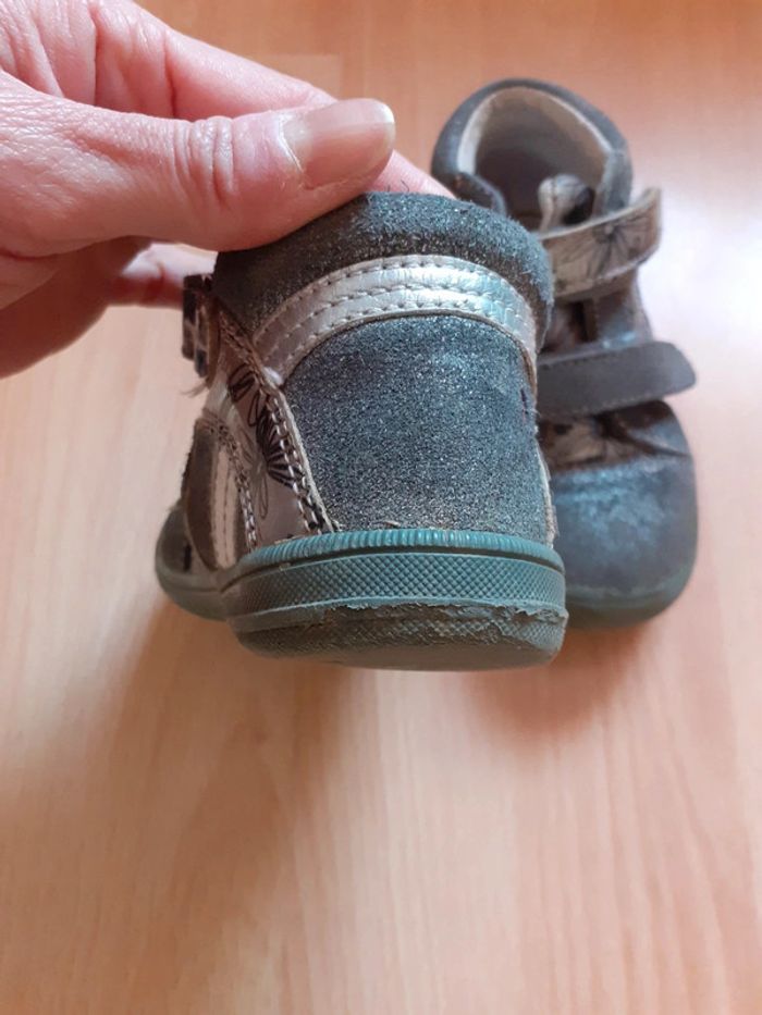 Chaussures GBB taille 24 fille - photo numéro 3