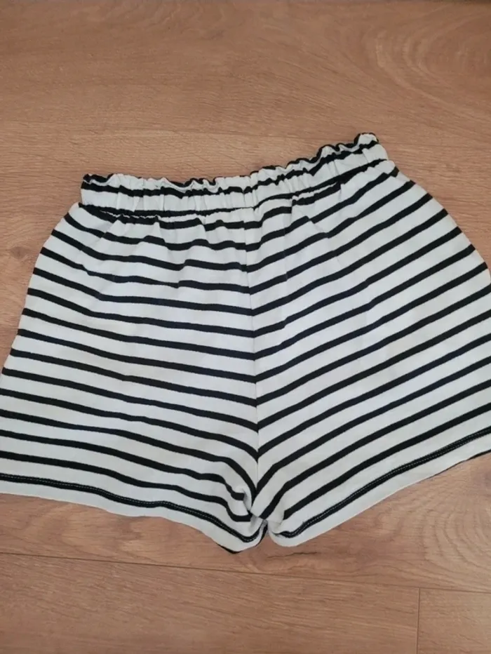 Short fille H&M 12-13 ans - photo numéro 5