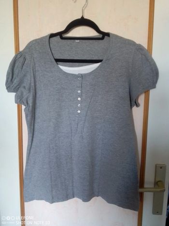 T shirt taille 46/48