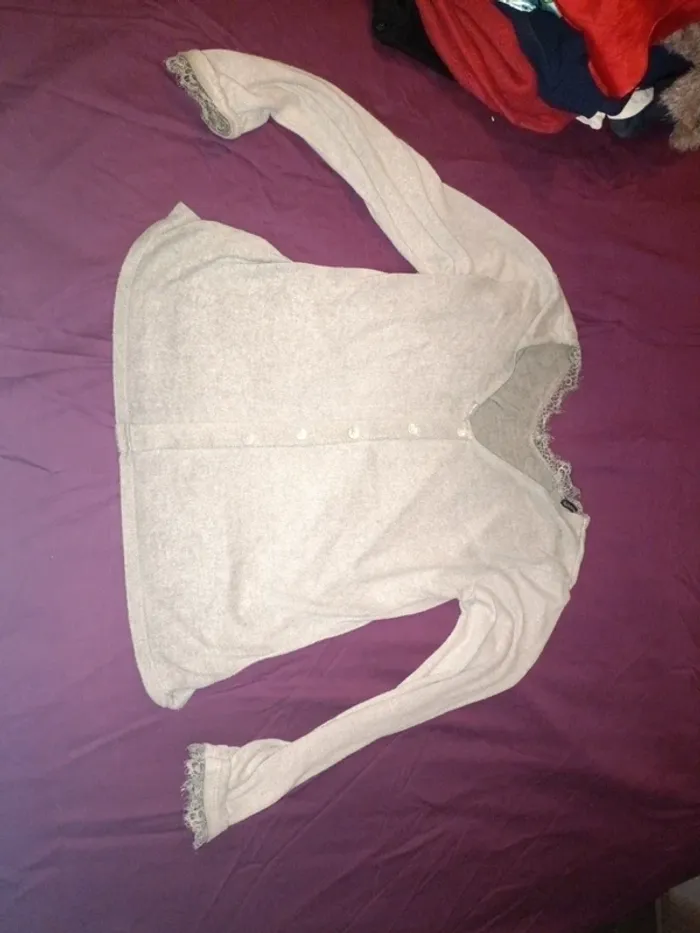 Pull clothes m vert