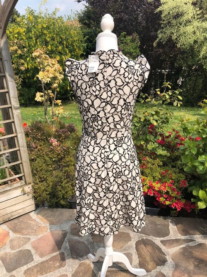 Robe chic H&M neuve taille 38 - photo numéro 9