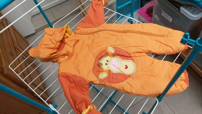 Combinaison bébé 12 mois très chaude tigrou Walt Disney