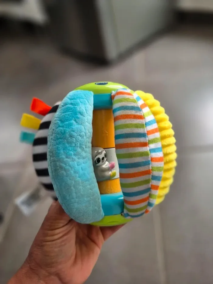 Dès 6 mois Lumi'balle hochet sensorielle Vtech - photo numéro 6