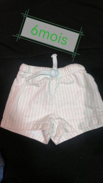 Short 6mois
