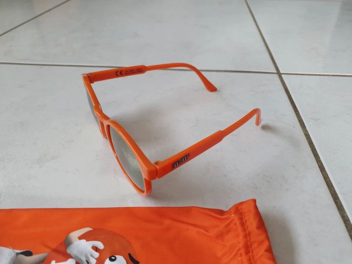 Lunette de soleil m et ms orange neuf - photo numéro 3