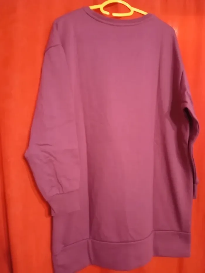 Pull long Disney taille taille 46/48 - photo numéro 3