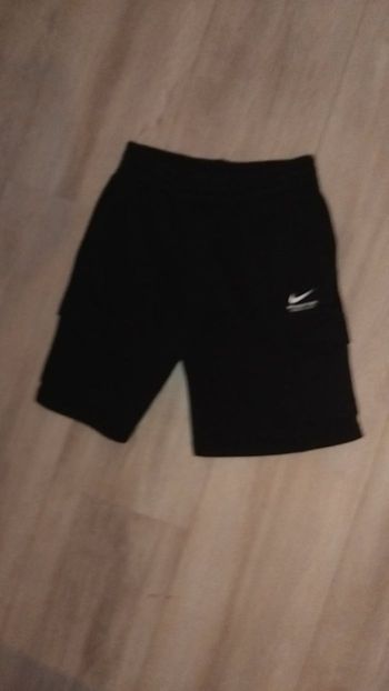 Short nike athlétique 